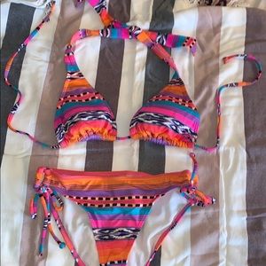 Billabong Bikini Top & Bottom XS